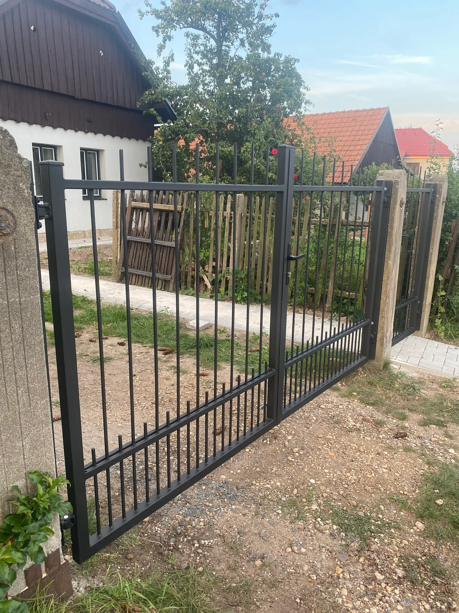 Brány — AZM KOVODÍLNA