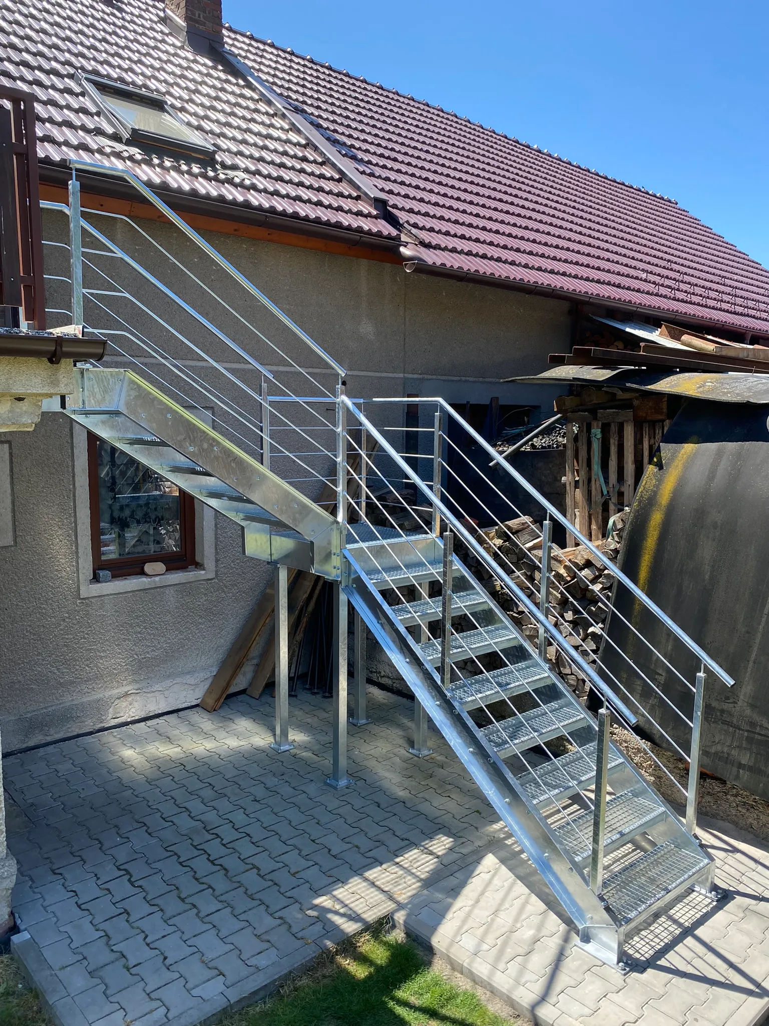 Schodiště — AZM KOVODÍLNA