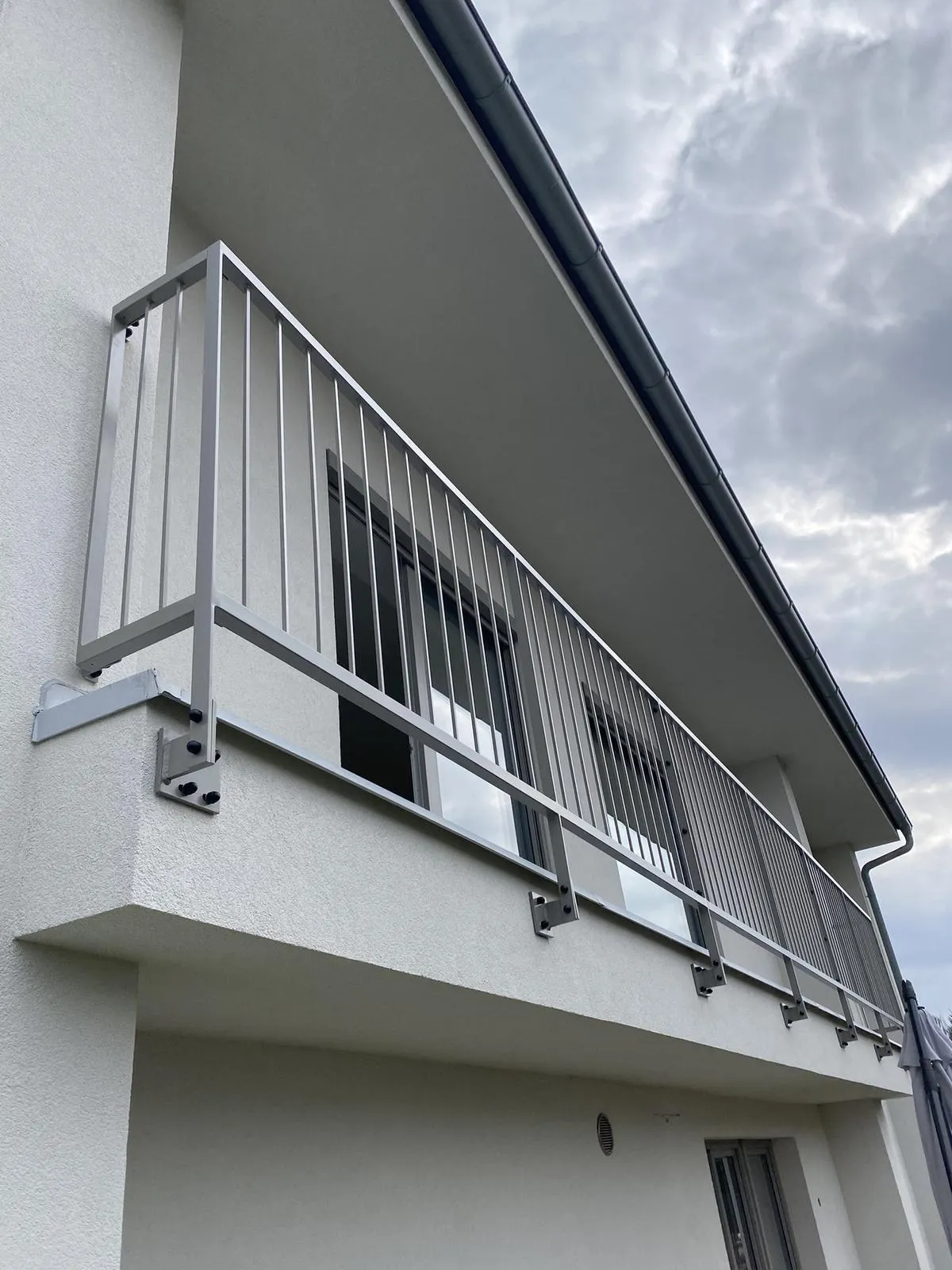 Exteriérové ocelové zábradlí, Postupice — foto 3, Postupice