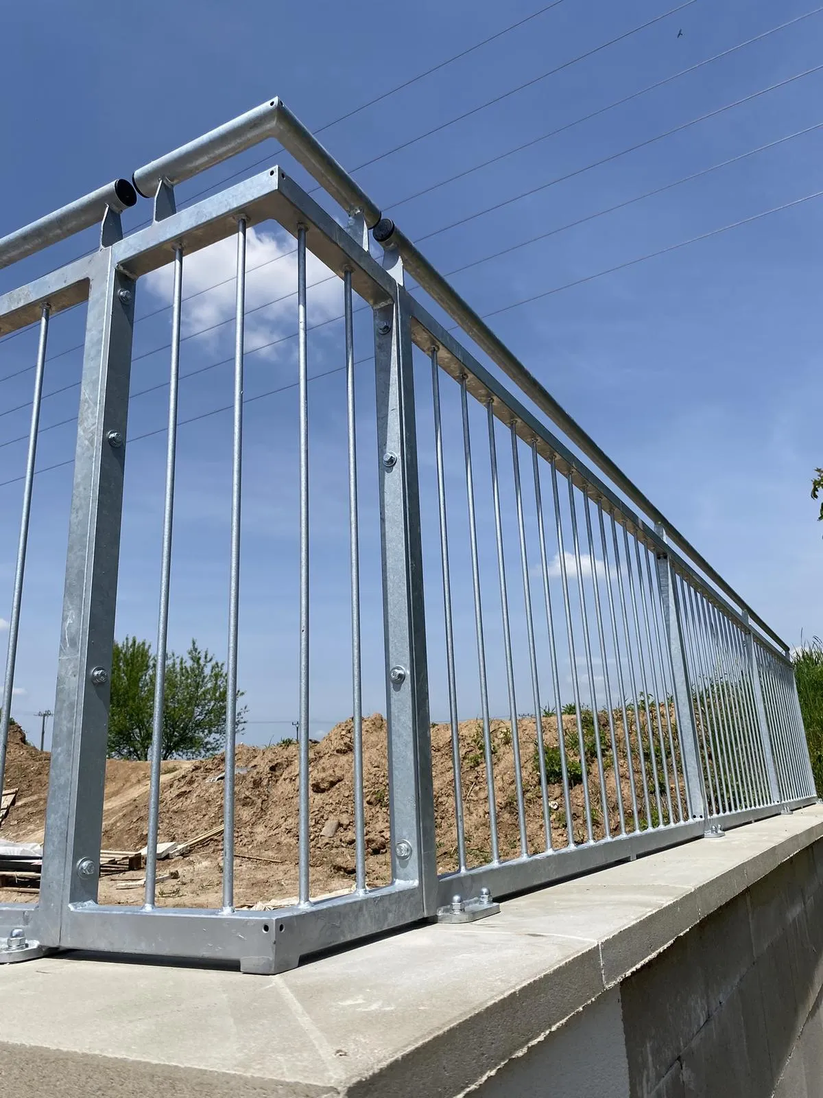 Exteriérové ocelové zábradlí, Předměřice nad Labem — foto 2, Předměřice nad Labem